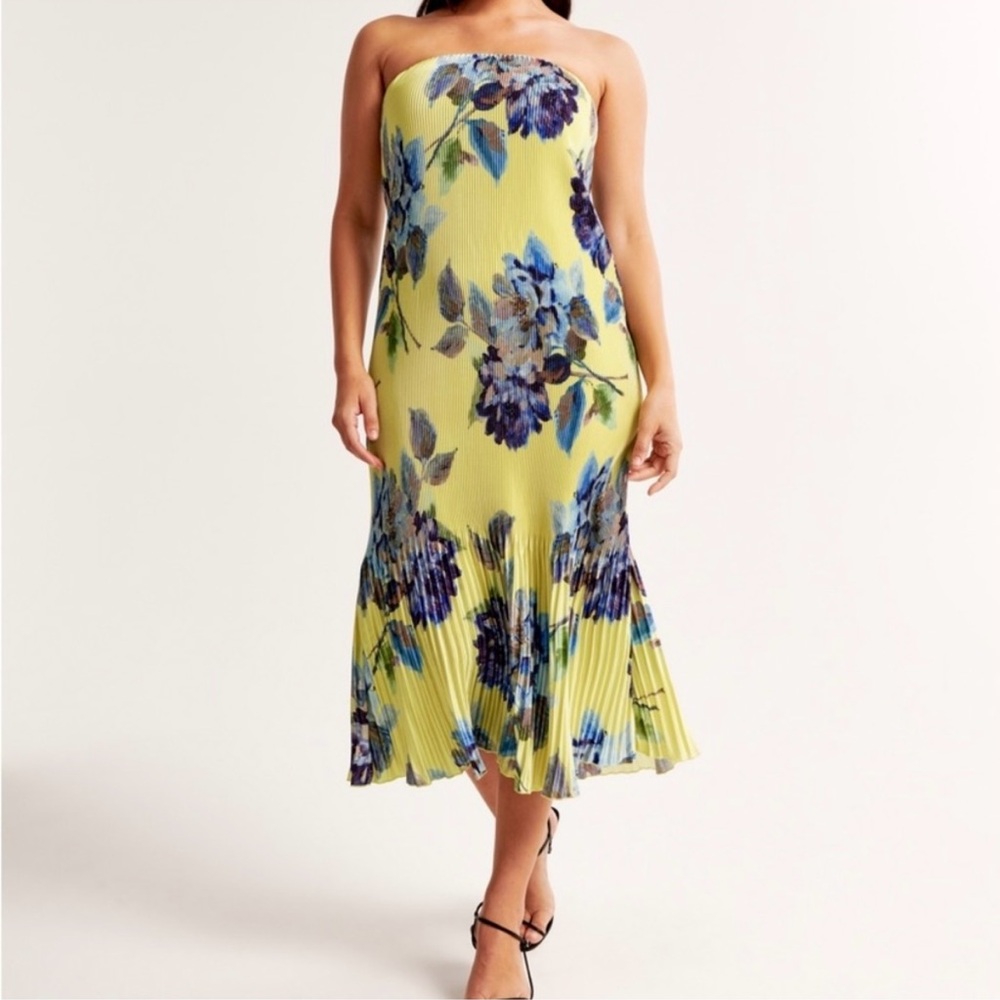 Floral Strapless Pleated Dress